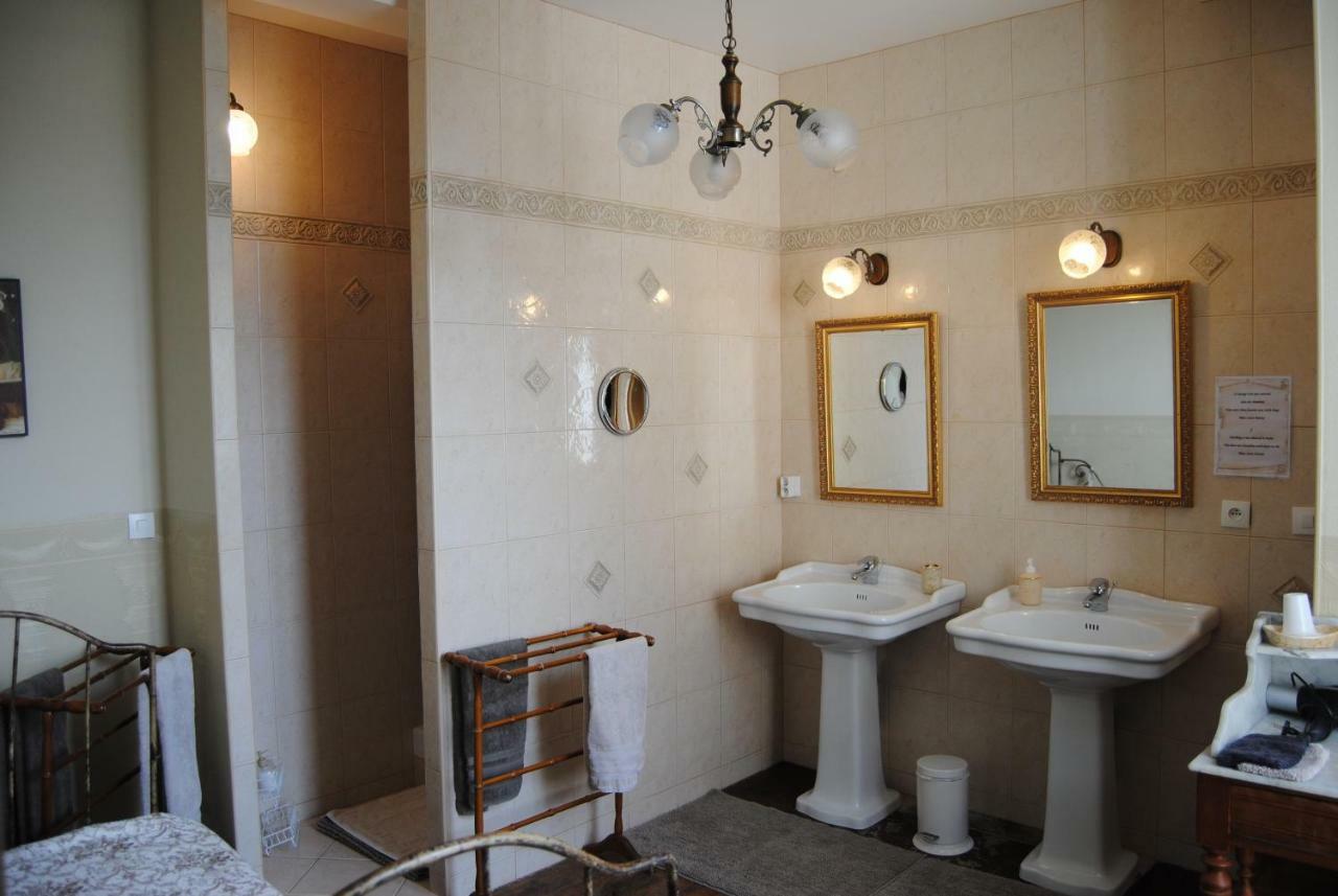 Hotel Particulier De Sainte Croix Bayeux Kültér fotó
